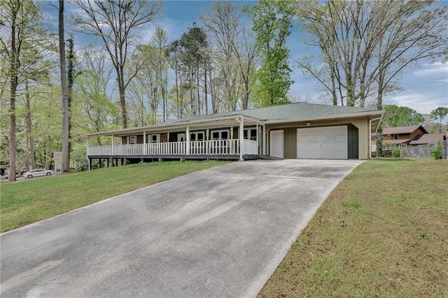 4153 Indian Manor Drive, Stone Mountain, GA 30083