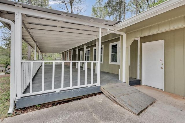 4153 Indian Manor Drive, Stone Mountain, GA 30083