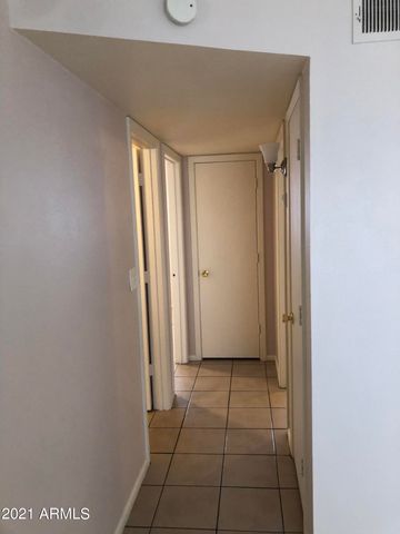 1138 W Dragoon Circle, Mesa, AZ 85210