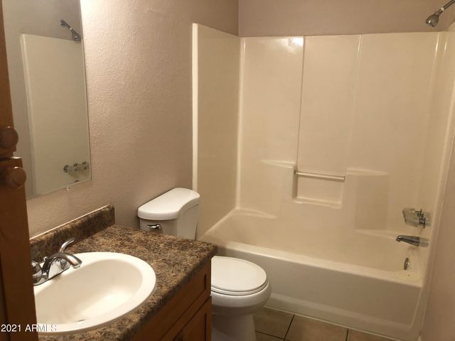 1138 W Dragoon Circle, Mesa, AZ 85210