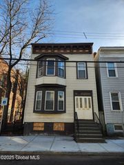 348 First Street, Albany, NY 12206