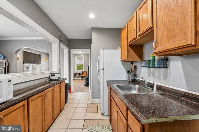 2824 FLEETWOOD AVE, Baltimore, MD 21214
