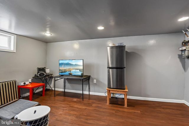 2824 FLEETWOOD AVE, Baltimore, MD 21214