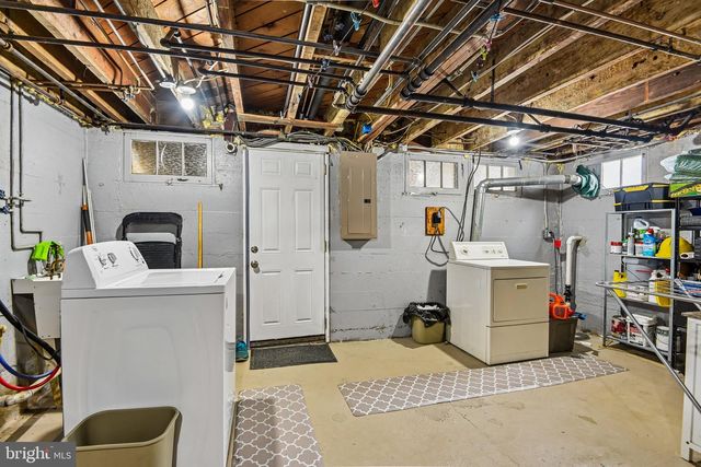 2824 FLEETWOOD AVE, Baltimore, MD 21214