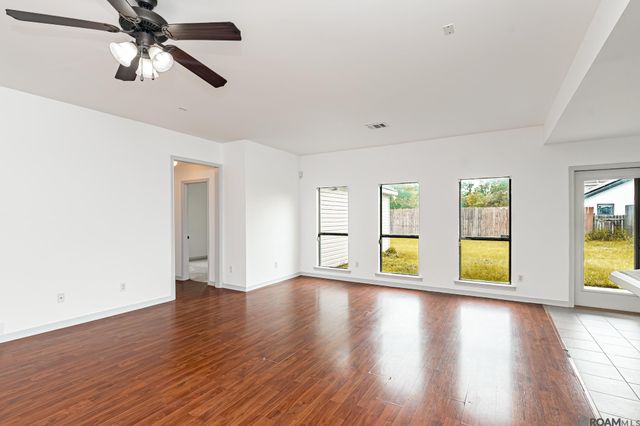 17267 Cherry Creek Dr, Prairieville, LA 70769