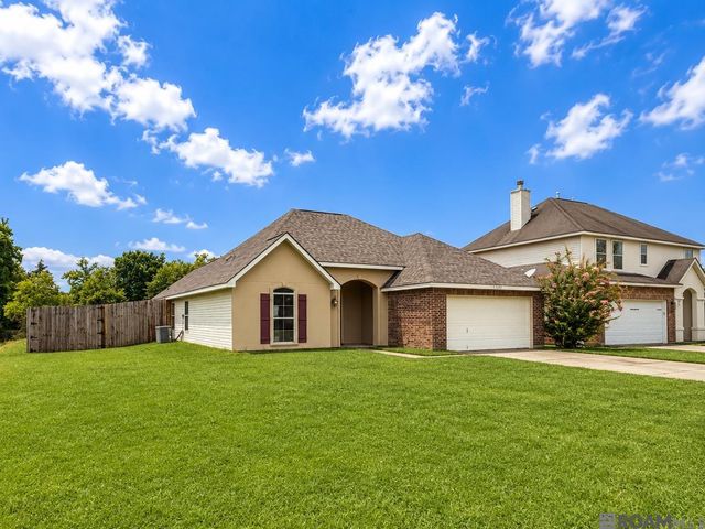 17267 Cherry Creek Dr, Prairieville, LA 70769
