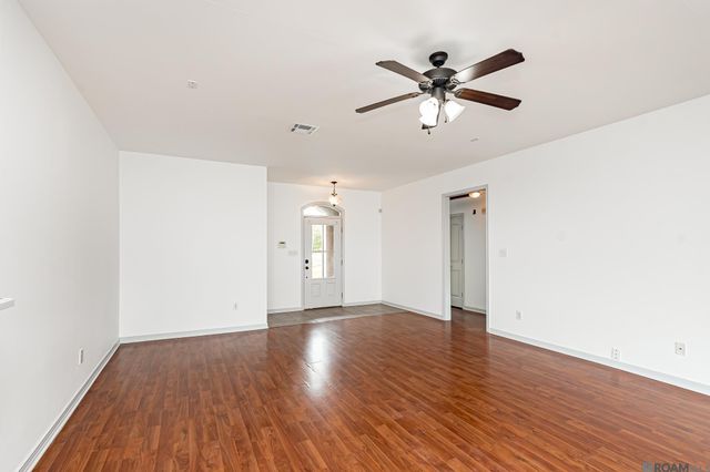 17267 Cherry Creek Dr, Prairieville, LA 70769