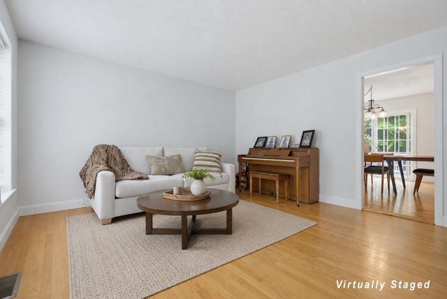 4 Hampshire Hills Drive, Bow, NH 03304