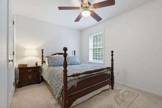 4 Hampshire Hills Drive, Bow, NH 03304