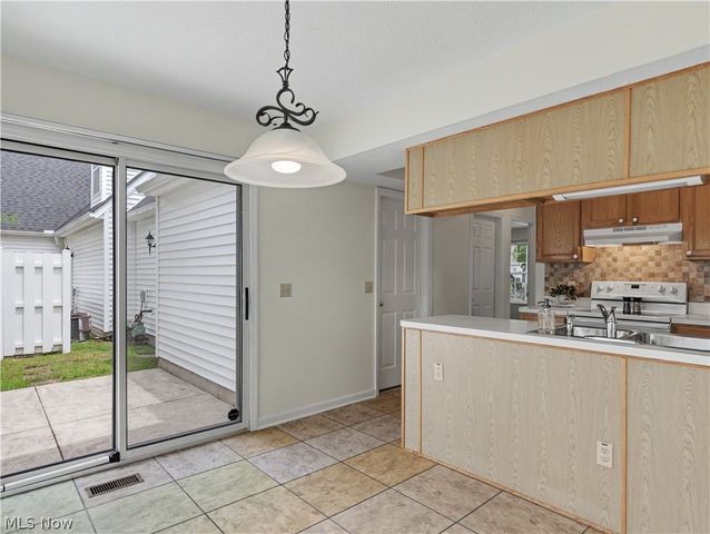 3500 E Prescott Circle, Cuyahoga Falls, OH 44223
