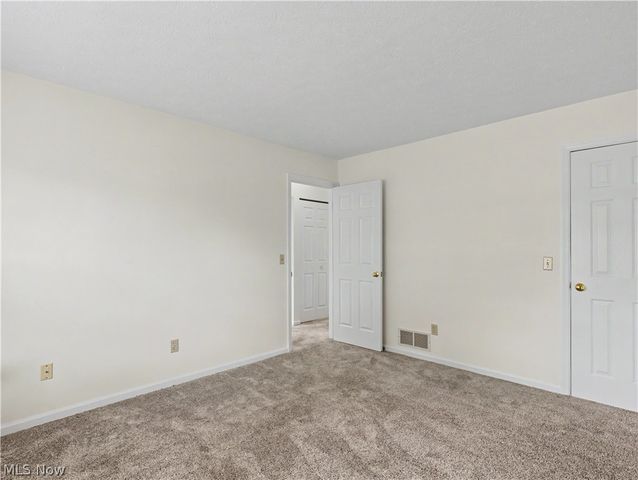 3500 E Prescott Circle, Cuyahoga Falls, OH 44223