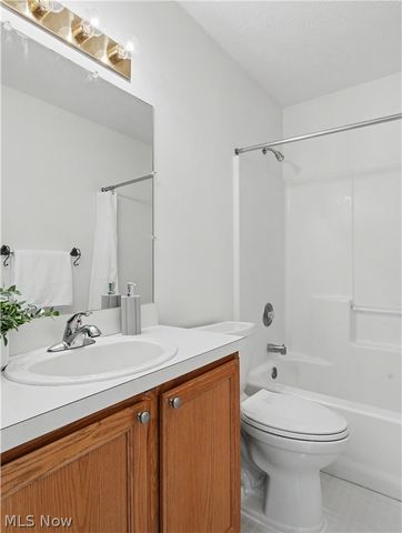 3500 E Prescott Circle, Cuyahoga Falls, OH 44223