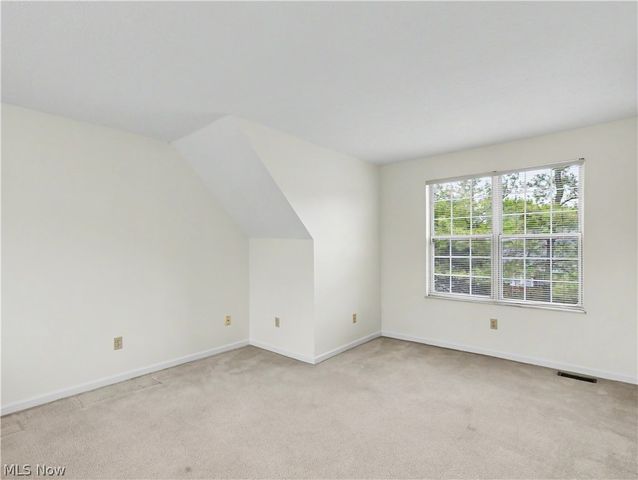 3500 E Prescott Circle, Cuyahoga Falls, OH 44223