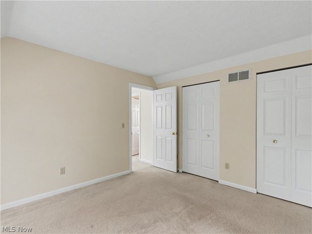 3500 E Prescott Circle, Cuyahoga Falls, OH 44223