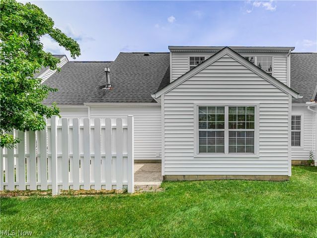 3500 E Prescott Circle, Cuyahoga Falls, OH 44223