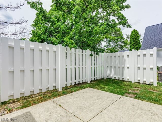 3500 E Prescott Circle, Cuyahoga Falls, OH 44223