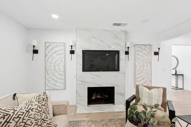1089 Sand Bar Cir, Carmichael, CA 95608
