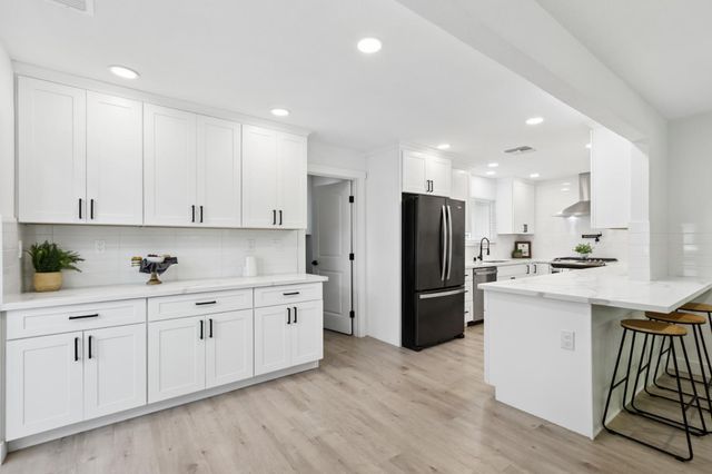 1089 Sand Bar Cir, Carmichael, CA 95608