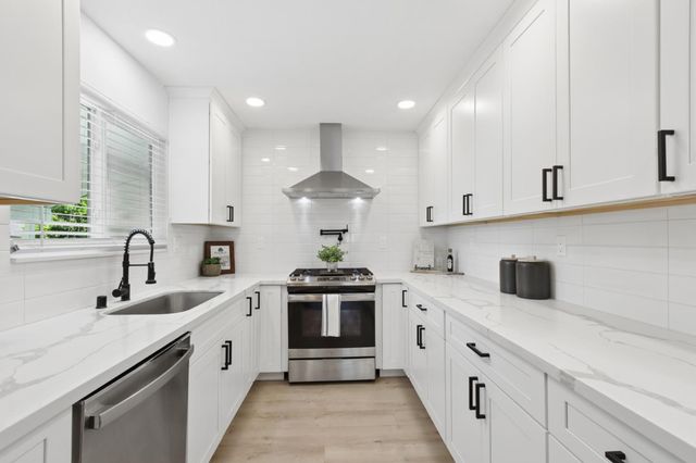 1089 Sand Bar Cir, Carmichael, CA 95608