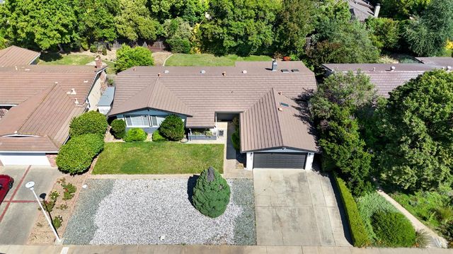 1089 Sand Bar Cir, Carmichael, CA 95608