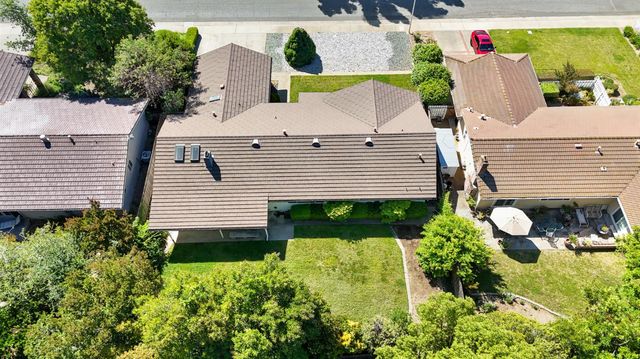 1089 Sand Bar Cir, Carmichael, CA 95608