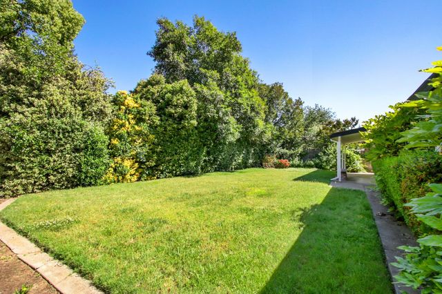 1089 Sand Bar Cir, Carmichael, CA 95608