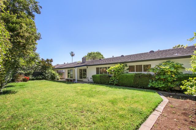 1089 Sand Bar Cir, Carmichael, CA 95608