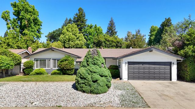 1089 Sand Bar Cir, Carmichael, CA 95608