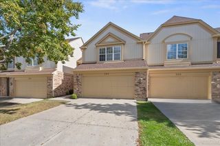 286 Lorraine Circle, Bloomingdale, IL 60108