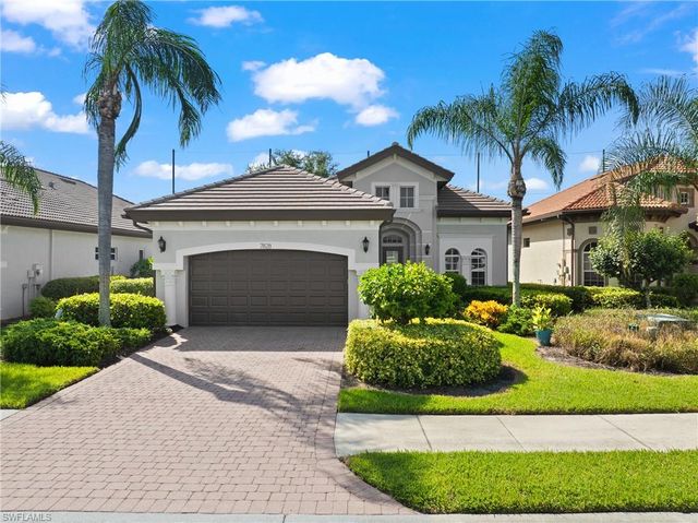 7828 Valencia CT, Naples, FL 34113