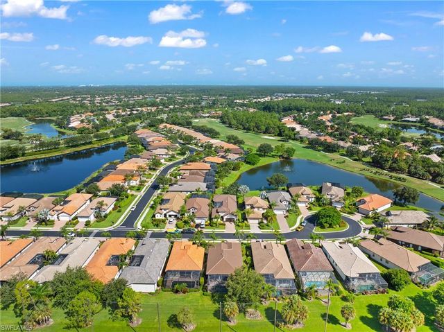 7828 Valencia CT, Naples, FL 34113