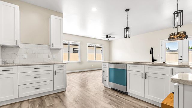 423 Pear Lane, Grand Junction, CO 81504