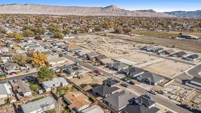 423 Pear Lane, Grand Junction, CO 81504