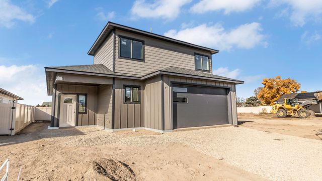 423 Pear Lane, Grand Junction, CO 81504