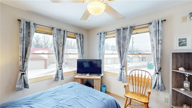 664 Pine Drive, Lake Milton, OH 44429