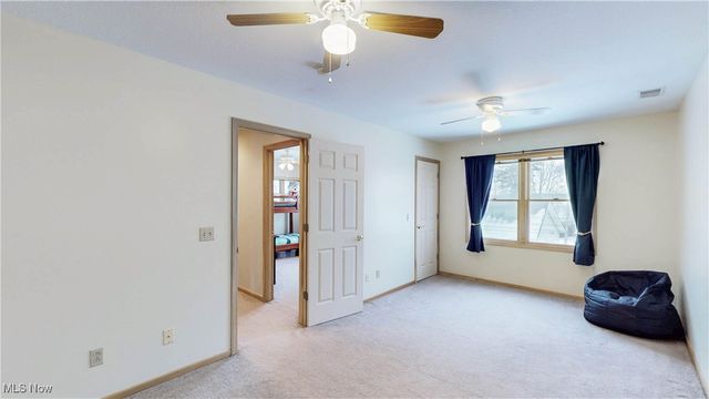 664 Pine Drive, Lake Milton, OH 44429