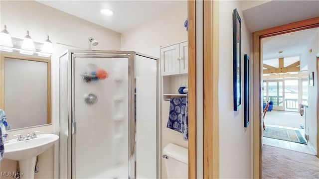 664 Pine Drive, Lake Milton, OH 44429