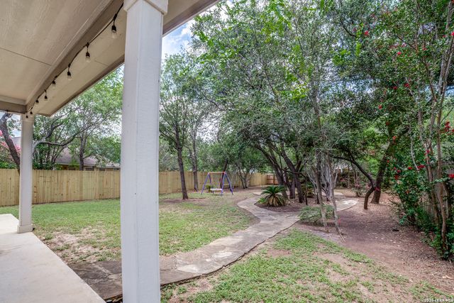 423 CATTLE RANCH DR, San Antonio, TX 78245