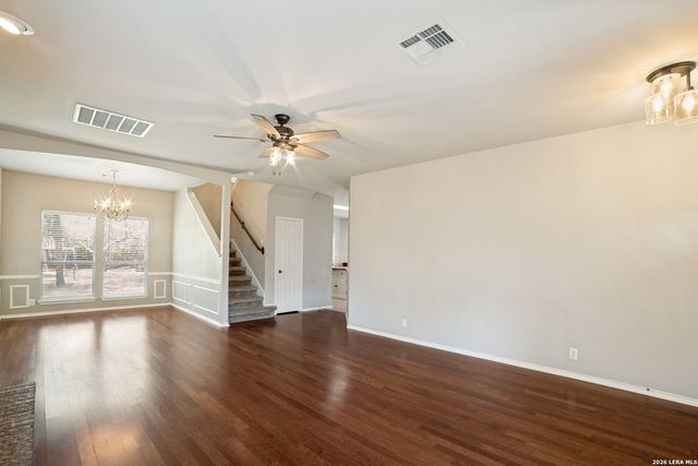 423 CATTLE RANCH DR, San Antonio, TX 78245