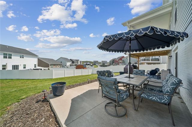 149 Red Horse Dr, Buffalo Twp, PA 16055