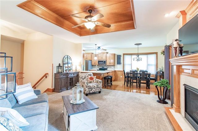11209 Trevor Drive, Peculiar, MO 64078
