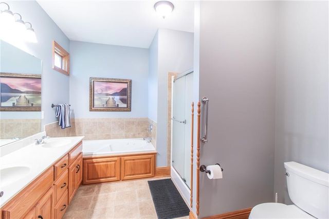 11209 Trevor Drive, Peculiar, MO 64078
