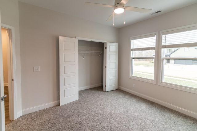 1590 Hidden Creek Trail, Clarksville, TN 37043
