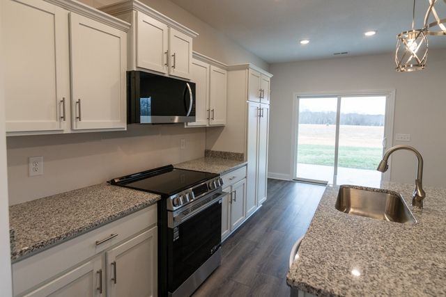1590 Hidden Creek Trail, Clarksville, TN 37043