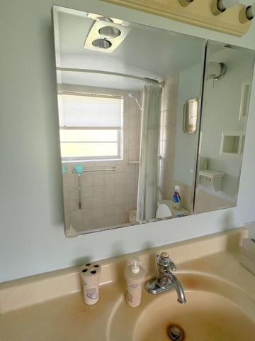 52 Dorchester, West Palm Beach, FL 33417