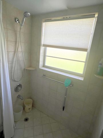 52 Dorchester, West Palm Beach, FL 33417