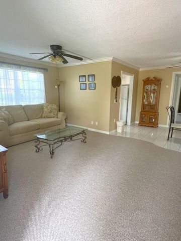 52 Dorchester, West Palm Beach, FL 33417