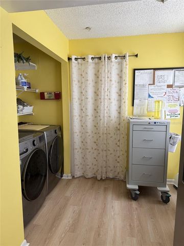 322 REGAL PARK DRIVE, Valrico, FL 33594