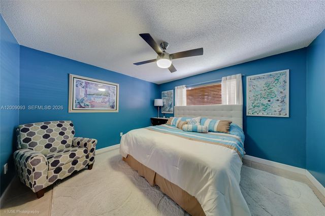 2395 SE 7th Pl, Homestead, FL 33033