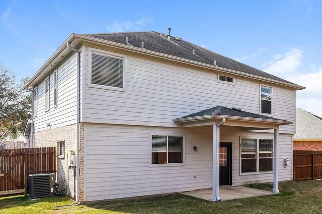 21902 Willow Shadows Drive, Tomball, TX 77375